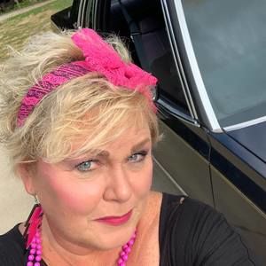 Meet your Posher, Diane